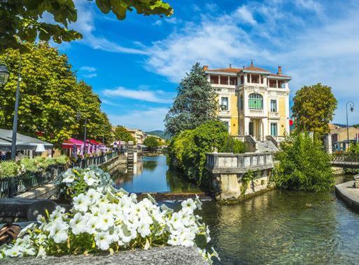 Gite En Provence Proche Avignon Sauveterre  Exterior foto
